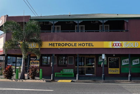 Hotel Metropole Proserpine - Accommodation Broome 1