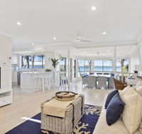Adrift Retreat - St Georges Basin Waterfront Home - Accommodation Broome