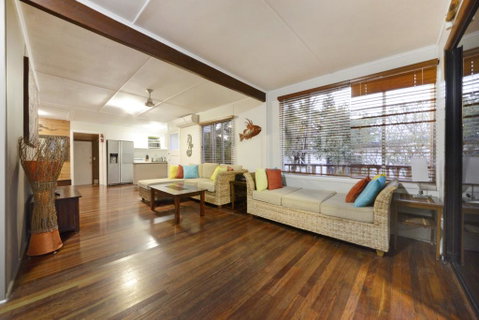 Airlie Getaway - Airlie Beach - Accommodation Broome 3
