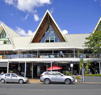 Airlie Waterfront Accommodation - Accommodation Broome