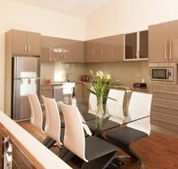 Albany Waves - Accommodation Broome