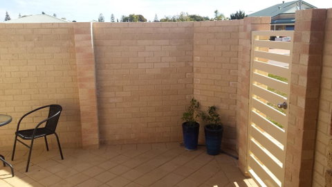 Alexander Drive B & B - Accommodation Broome 3
