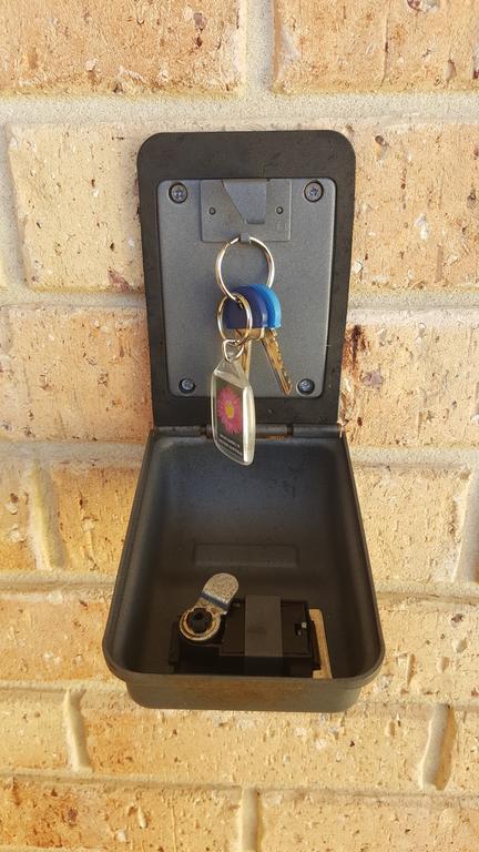 Alexander Drive B & B - Accommodation Broome 1