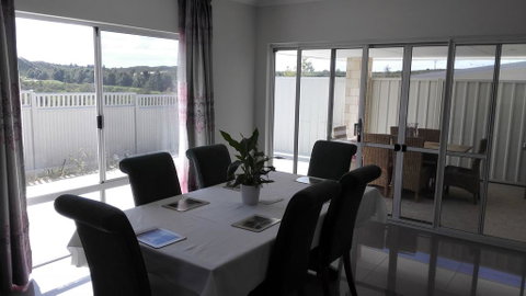 Alkimos Beach Retreat - Accommodation Broome 1