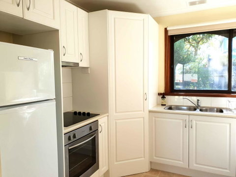 Alkira Inverloch Heights - Accommodation Broome 3
