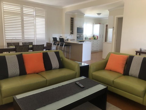 Allora Apartment Applecross - Accommodation Broome 0