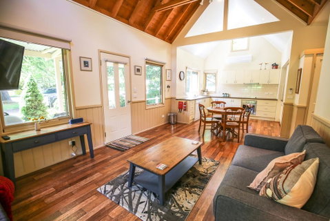 Alpine Arnica Cottage 1 - Accommodation Broome 0