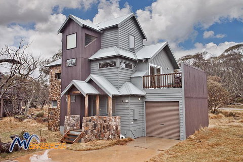 Alyeska - Accommodation Broome 0