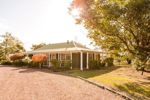 Among The Vines - Accommodation Broome 0