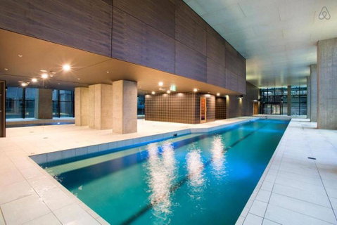An Exquisite 2BR Apt With Stunning City Views - Accommodation Broome 3