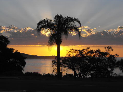 API Pelican Beach Front Apartments Kalbarri - Accommodation Broome 2