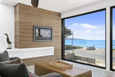 Apollo Bay Beach House - Accommodation Broome 0