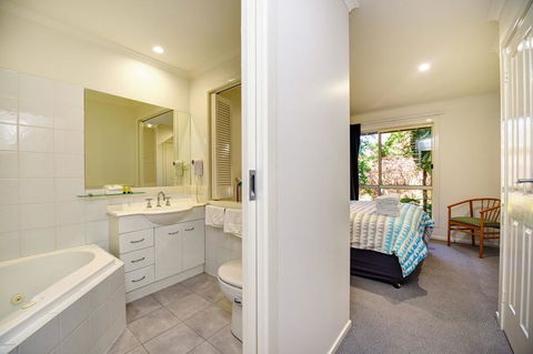 Aqualuna Beach Resort - Unit 25 - Accommodation Broome 1