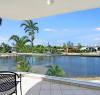 Arc Resort Stunning 3 Bedroom in Broadbeach - Accommodation Broome