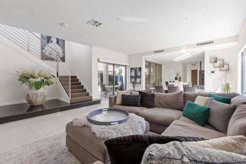 Luxury Beachside Residence - Accommodation Broome 1