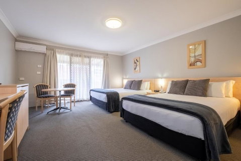 Maclin Lodge Motel - Accommodation Broome 1