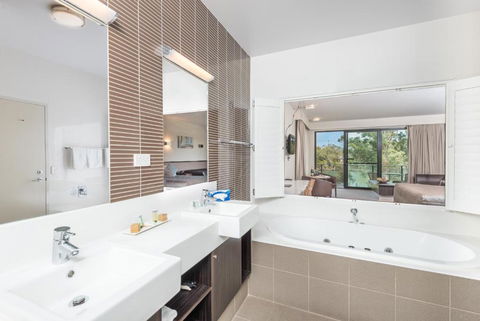 Macquarie 4 Star - Accommodation Broome 2