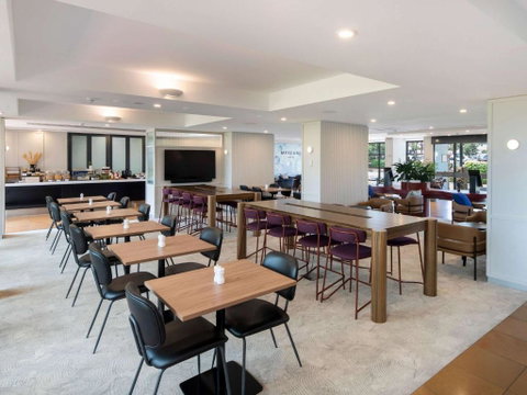 Mercure Sydney Blacktown - Accommodation Broome 1