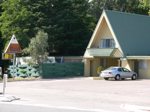 Millers Cottage Motel - Accommodation Broome 0