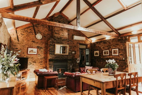 Mintaro Cottage - Accommodation Broome 2