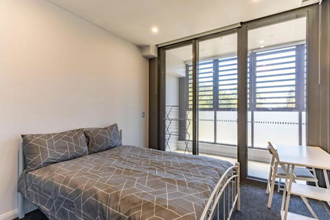 Modern 2B With Loft Bed Parking Central Mascot - Accommodation Broome 2