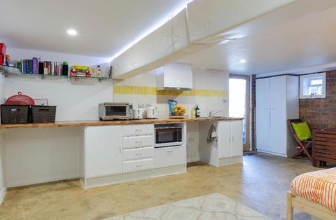 Modern & Homely Comfort - Accommodation Broome 3