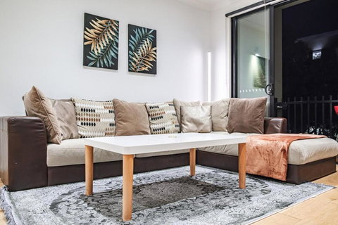 Modern Living 2br Townhouse In Maidstoneoffice - Accommodation Broome 2