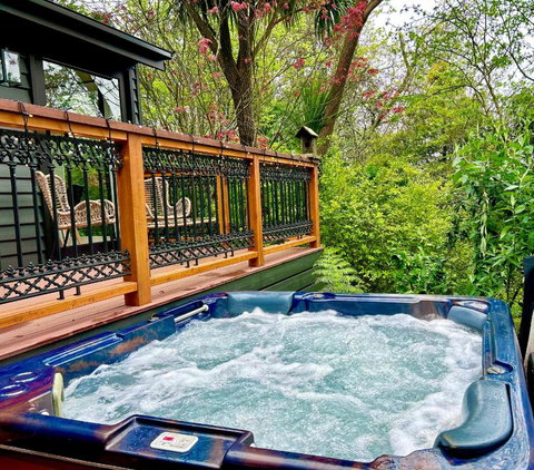 Mountain Cottage In Dandenong Ranges - Accommodation Broome 1