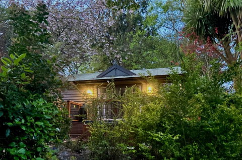 Mountain Cottage In Dandenong Ranges - Accommodation Broome 0