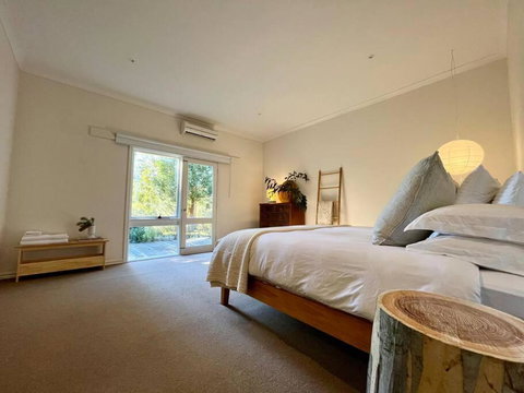 Mountain Views In Vesper Victoria - Accommodation Broome 0