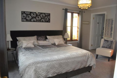 Mulberry Cottage Unique B&B Accommodation - Accommodation Broome 1
