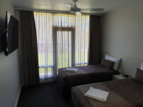 Naracoorte Hotel Motel - Accommodation Broome 3