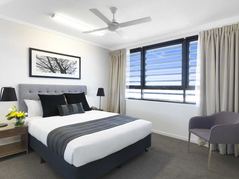 Oaks Mackay Carlyle Suites - Accommodation Broome 2