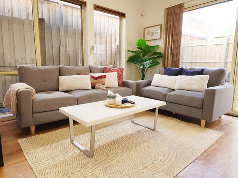 On The Beach, Kids & Pets Friendly - Accommodation Broome 1