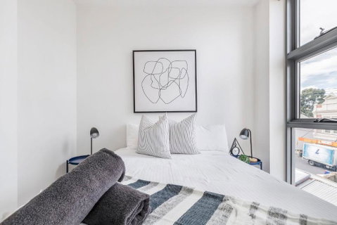 Opposite Union Road Shopping Strip - Accommodation Broome 3