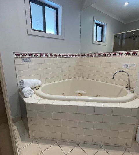 Paddlewheel Motel - Accommodation Broome 2