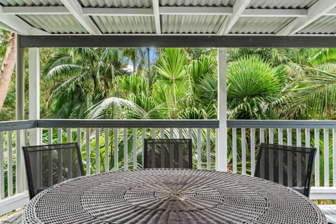 Palm Paradise Near The Beach - Accommodation Broome 2