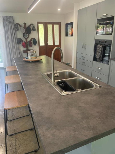 Pandanus Paradise. Newly Renovated 4 Bedroom Home - Accommodation Broome 3