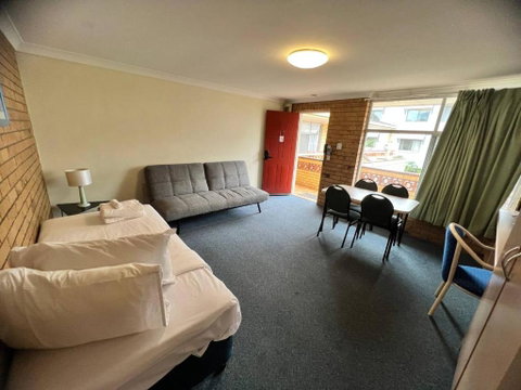 Paramount Motel - Accommodation Broome 1
