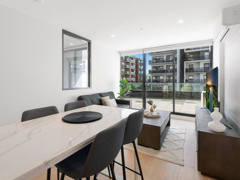 Peaceful 1-Bed Unit With A Spacious Balcony - Accommodation Broome 3