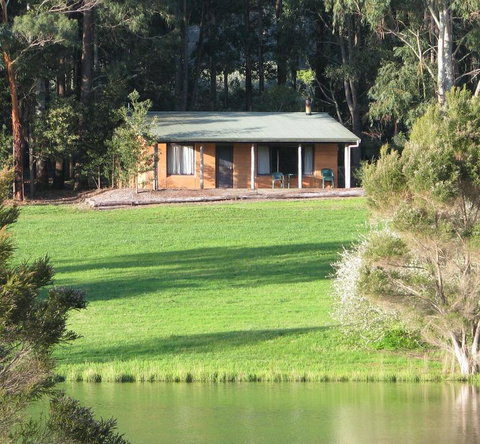 Pemberton Lake View Chalets - Accommodation Broome 0