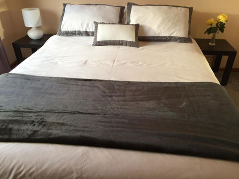 Penguin Seaside Homestay - Accommodation Broome 2