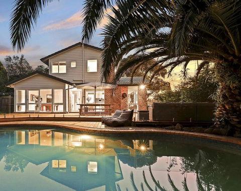 Pool & Pet Friendly - Mornington Peninsula Beach House - Accommodation Broome 0