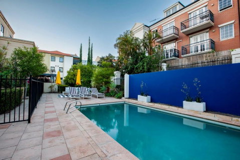 Perth Premium 1 Bedroom - Accommodation Broome 3