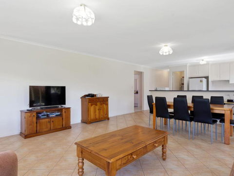 Pets At The Beach 8 Marto Court - Accommodation Broome 0