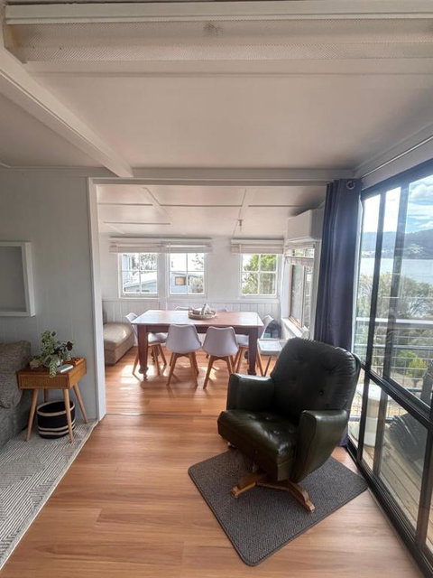 Pine Cottage - Accommodation Broome 0