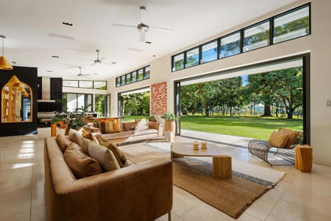 Pine Mountain - Accommodation Broome 1