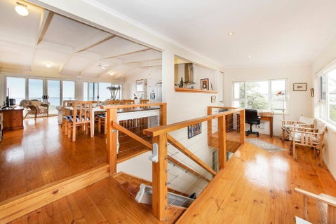 PORT WILLUNGA DREAMING A Beach Front Experience - Accommodation Broome 2