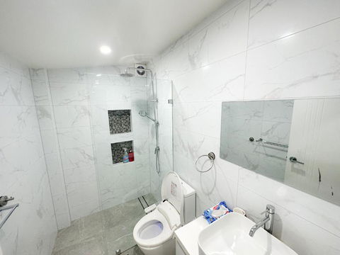Private, Local Living Studio In Mascot, Airport - Accommodation Broome 1