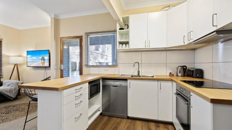 Prosecco - Accommodation Broome 3